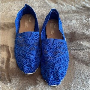Toms Crochet Flats Size 9
